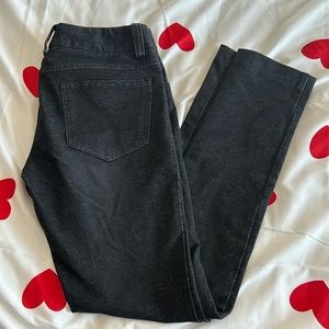 Olivia skinny grey Jean Size 27